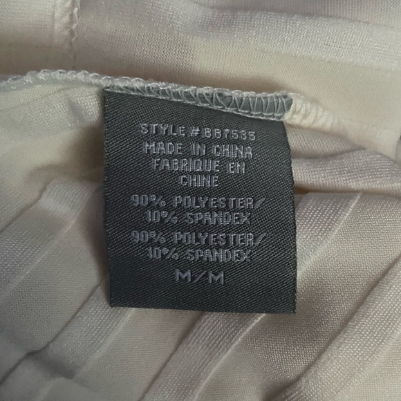 Fairweather Beechers Brook mock neck sleeveless top - Picture 4 of 8